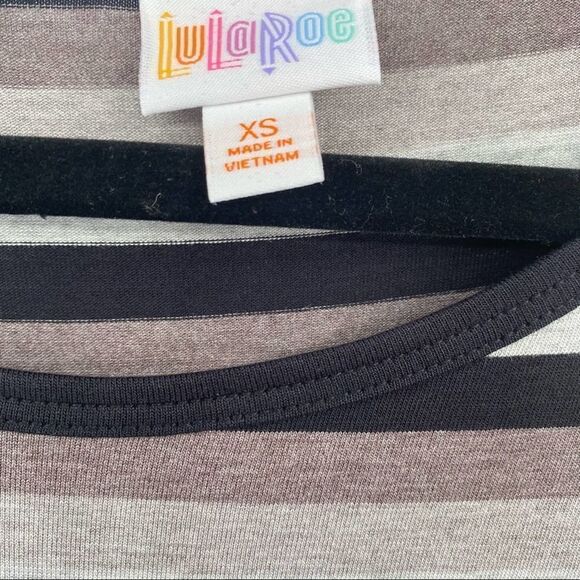 NWT Loose-Fitting LuLaRoe Irma Tunic, Size XS - Picture 5 of 7